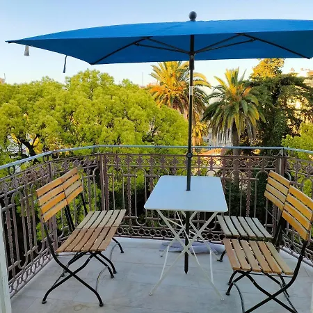 3 Rooms, 2 Bathrooms, In A Villa. Lightfull, Quiet And Charm Cannes